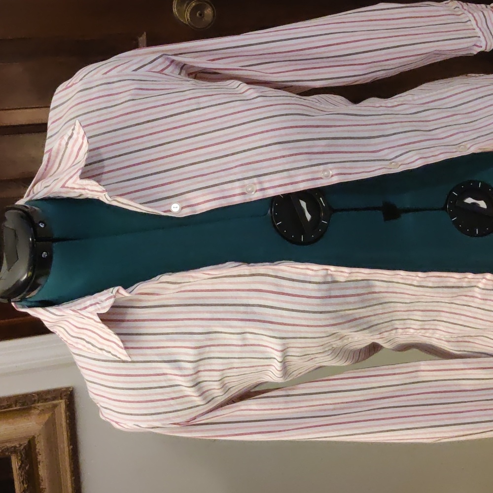 Long sleeve fitted shirt